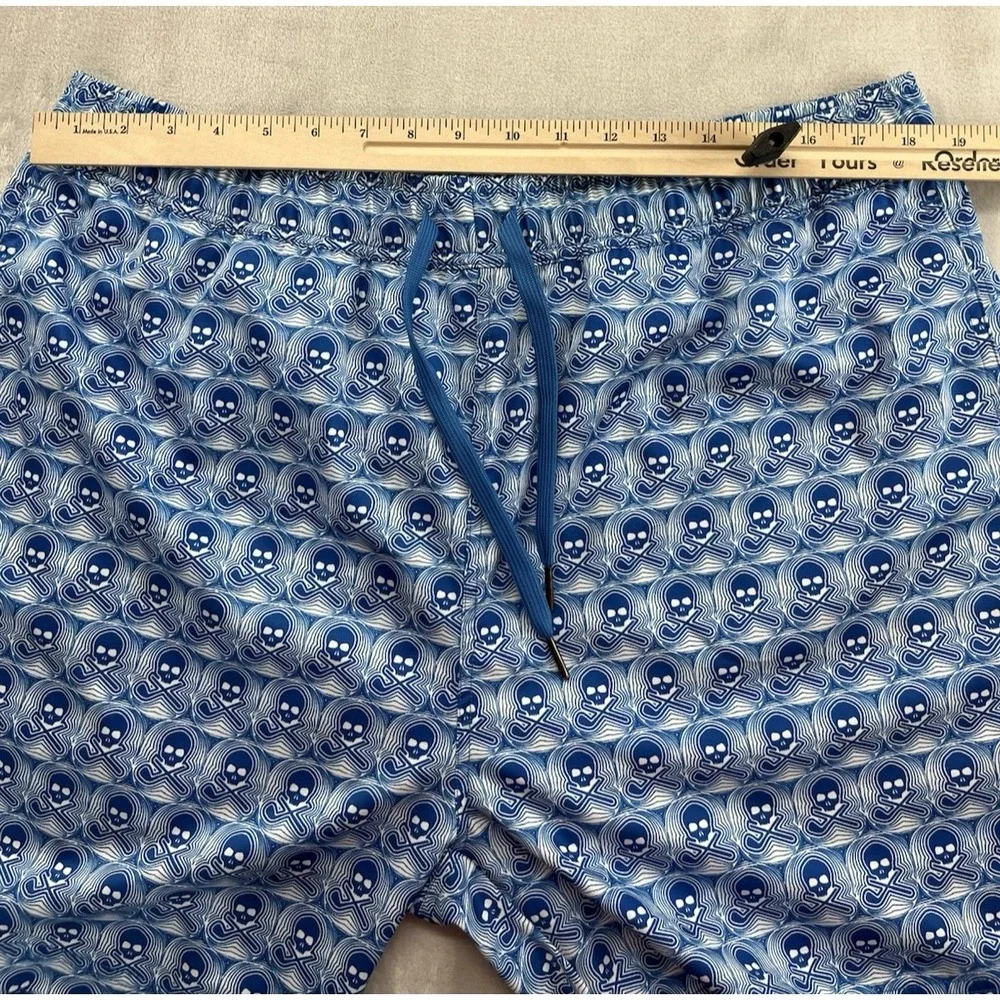 Robert Graham Swim Trunks Shorts Men 2XL Blue Skull Print Compression Lined Surf